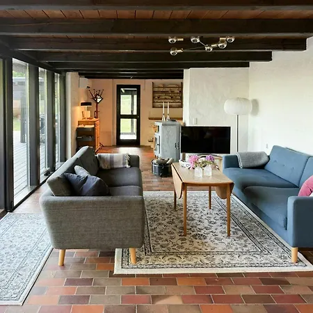 בית נופש Traditional Timber House In Mols Bjerge With View *