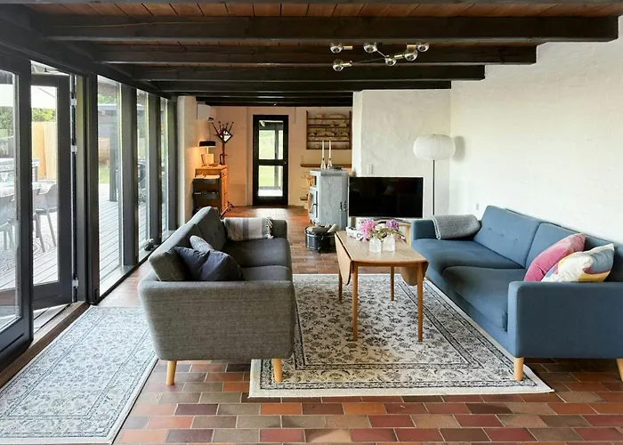 בית נופש Traditional Timber House In Mols Bjerge With View *